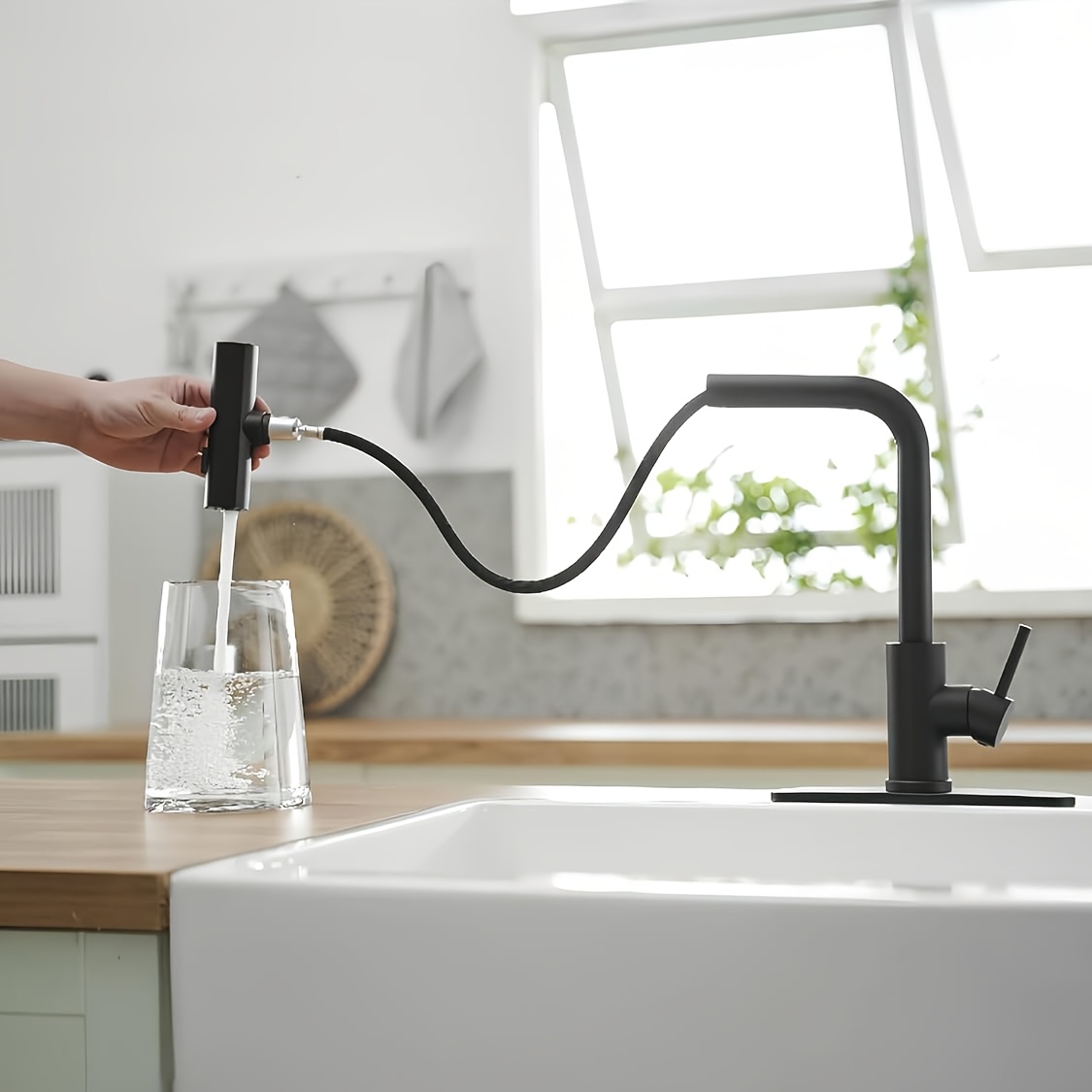 1 PC Black Kitchen Faucet With - огляд і ціна Commercial Kitchen Taps